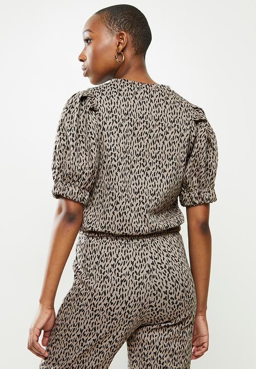 Me&B - Animal elasticated jacquard hem top - taupe 