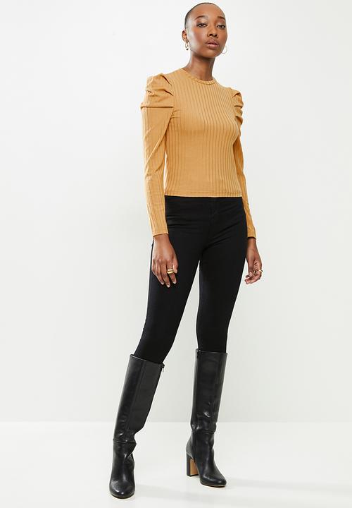 Me&B - The pleated sleeve tee - caramel