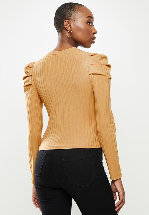 Me&B - The pleated sleeve tee - caramel