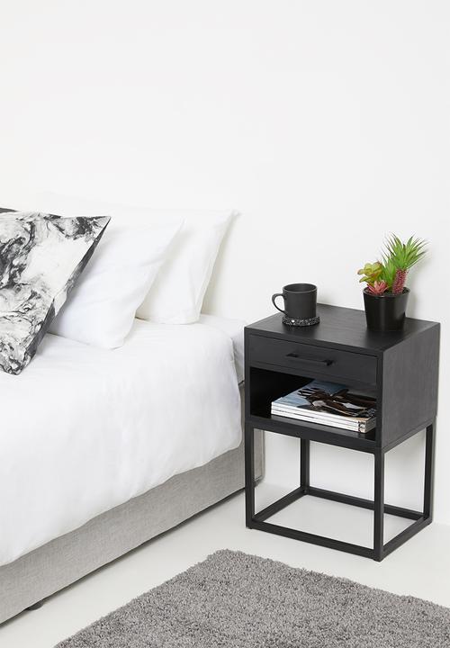 Sixth Floor - Mika bedside - black