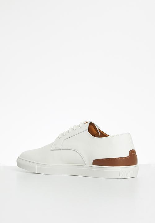 Steve Madden - Colt - white