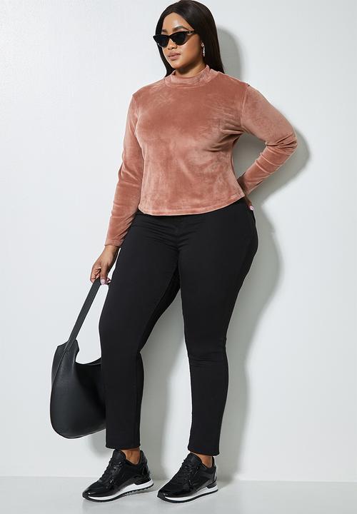 VELVET - Plush velvet cropped long sleeve turtle top - mink