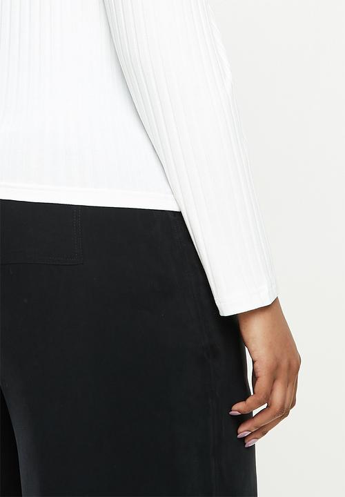 Me&B - Plus pleated sleeve tee - milk