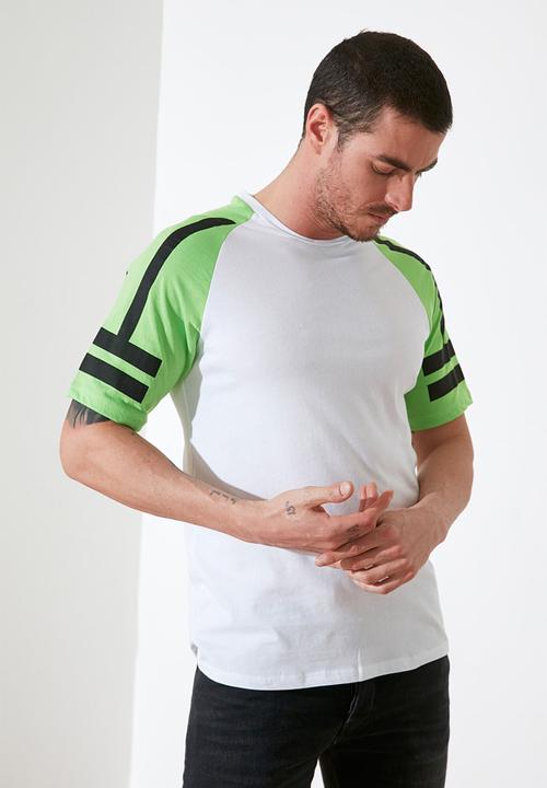 Trendyol - Contrast sleeve tee - white & green