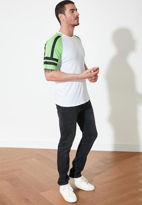 Trendyol - Contrast sleeve tee - white & green