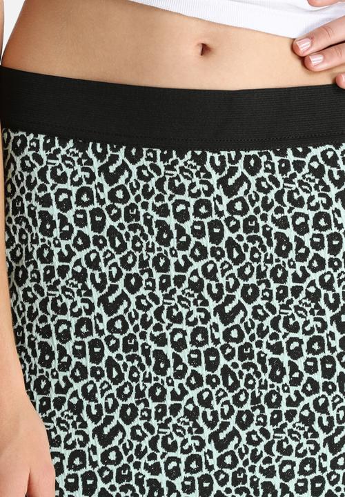 Vero Moda - Mido Short Skirt 