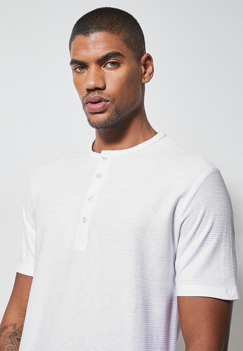 Superbalist - Texas textured henley tee - white