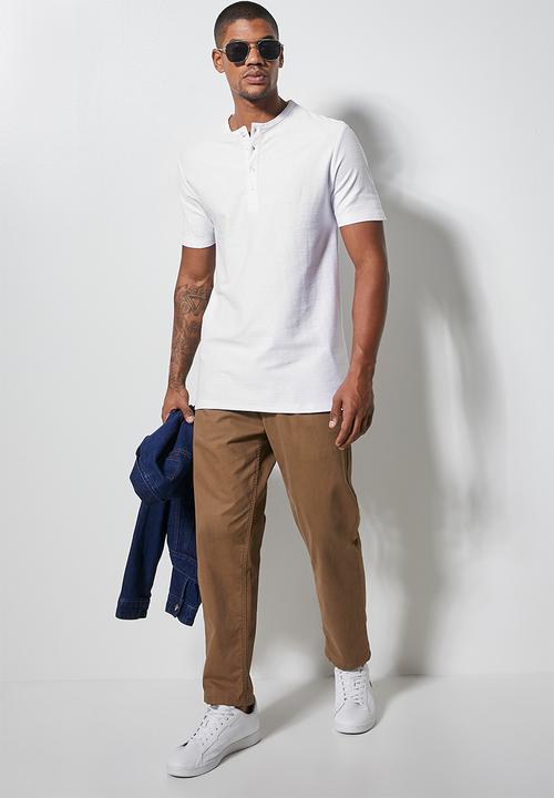 Superbalist - Texas textured henley tee - white