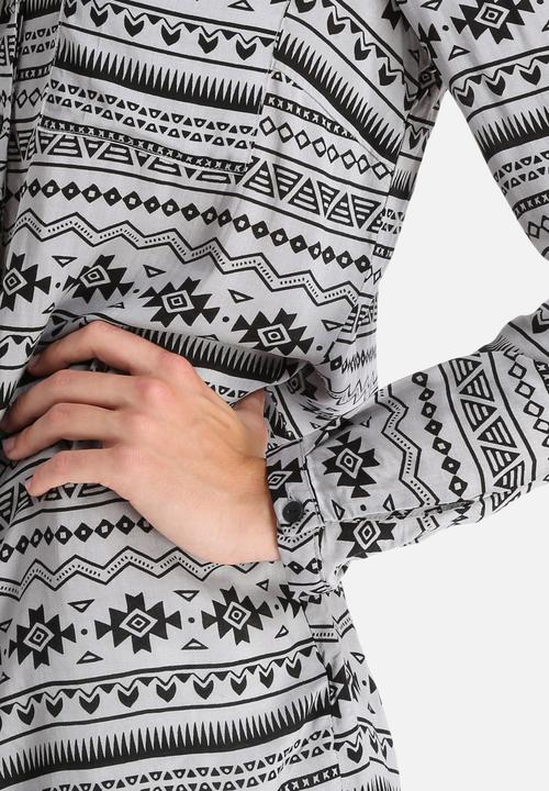 Vero Moda - Sue Ella Printed Long Shirt