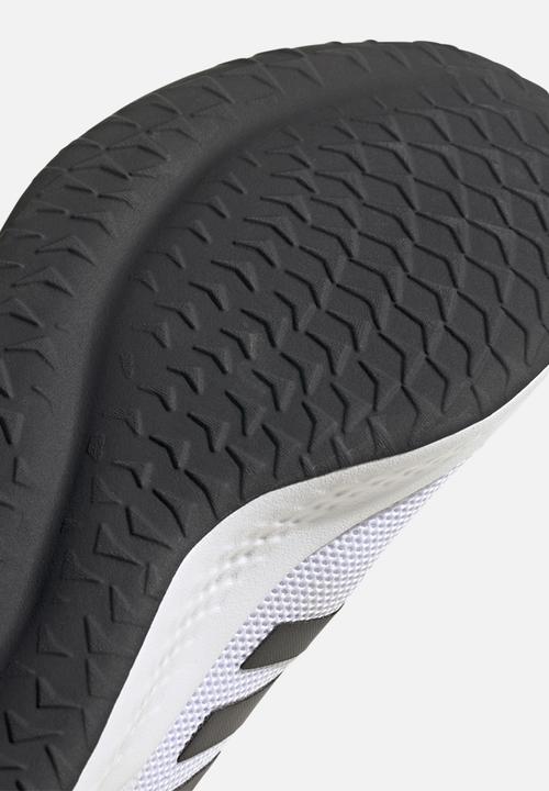 adidas Performance - Fluidstreet - ftwr white/core black/grey five