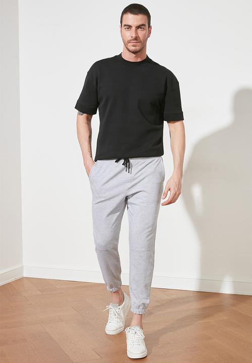 Trendyol - Cuffed basic sweatpants - grey