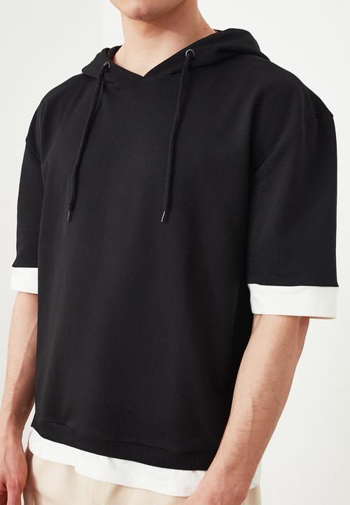 Trendyol - Half sleeve hooded sweater - black