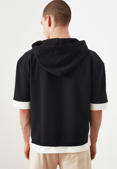 Trendyol - Half sleeve hooded sweater - black