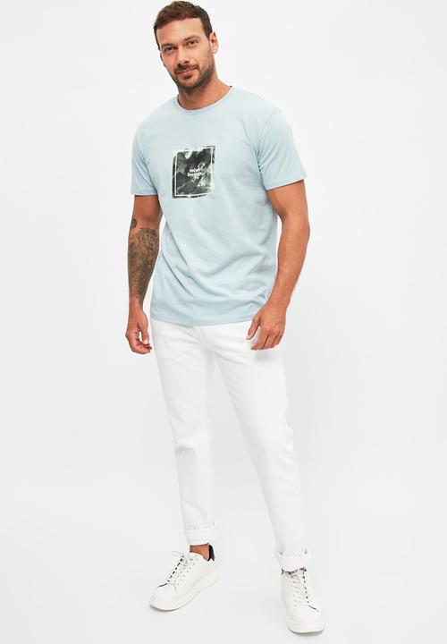 Trendyol - Graphic short sleeve tee - blue