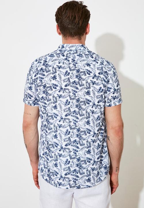 Trendyol - Printed short sleeve shirt - white & navy 
