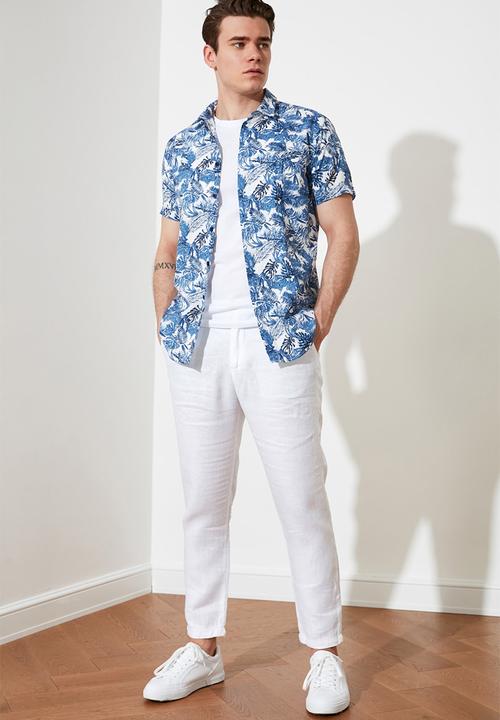 Trendyol - Printed short sleeve shirt - white & blue 