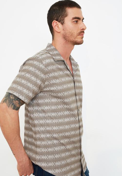 Trendyol - Printed short sleeve shirt - brown