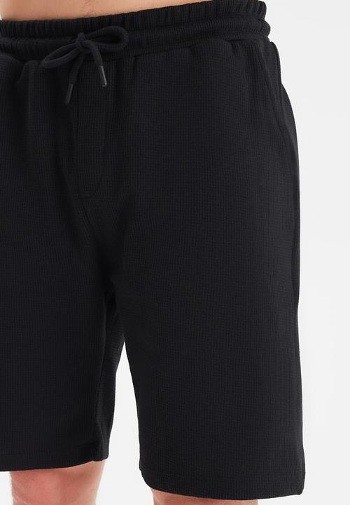 Trendyol - Plain top & shorts pj set - black
