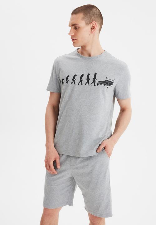 Trendyol - Printed top & shorts pj set - grey