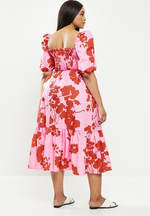 Me&B - Plus pink red floral sweetheartdress with puff sleeve - pink