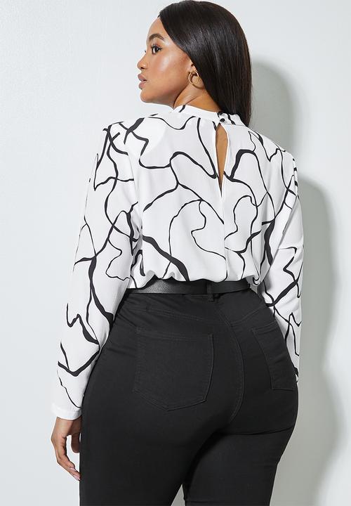 Superbalist - Hi neck shoulder pad shell blouse - white marker squiggle