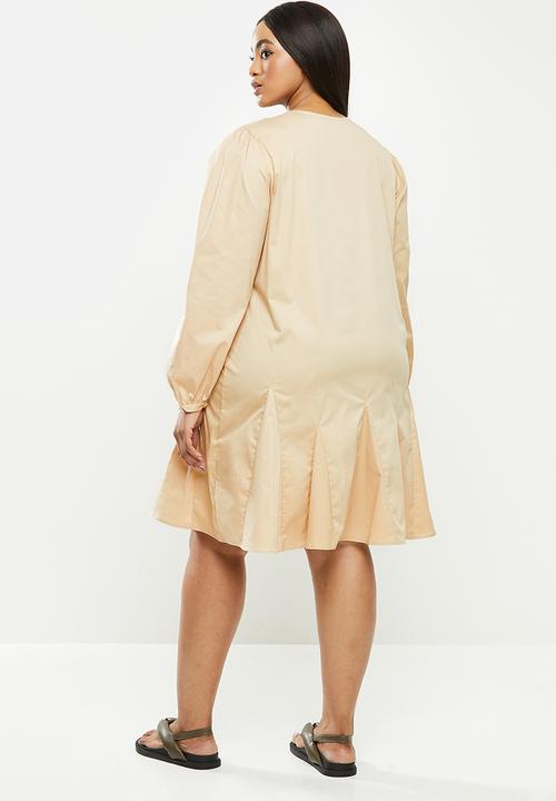 Glamorous - Plus vneck long sleeve dress - stone