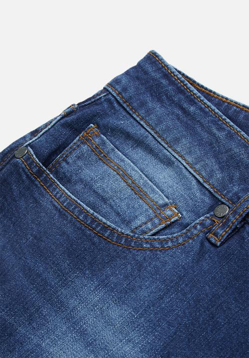 GUESS - Mid wash slim straight jeans - blue