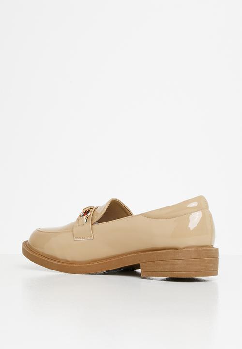 Jada - Chain detail loafer - beige