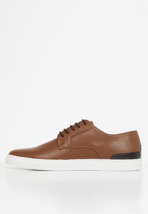 Steve Madden - Colt - tan