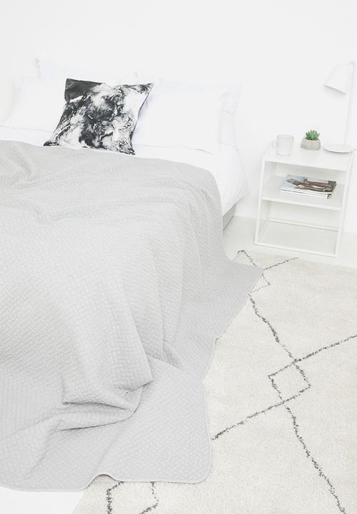 Sixth Floor - Harper cotton quilt - light grey