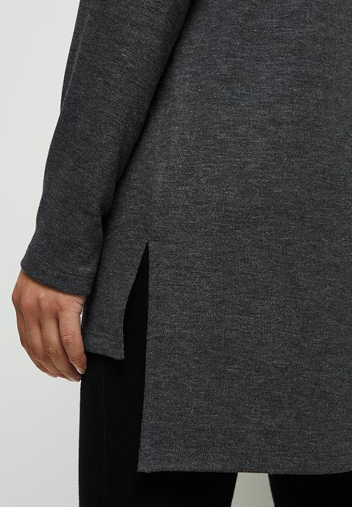 edit - Longline cut & sew top - charcoal