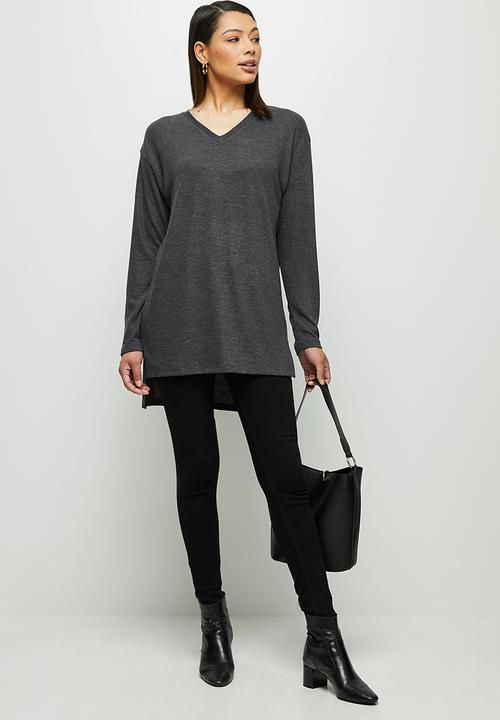 edit - Longline cut & sew top - charcoal