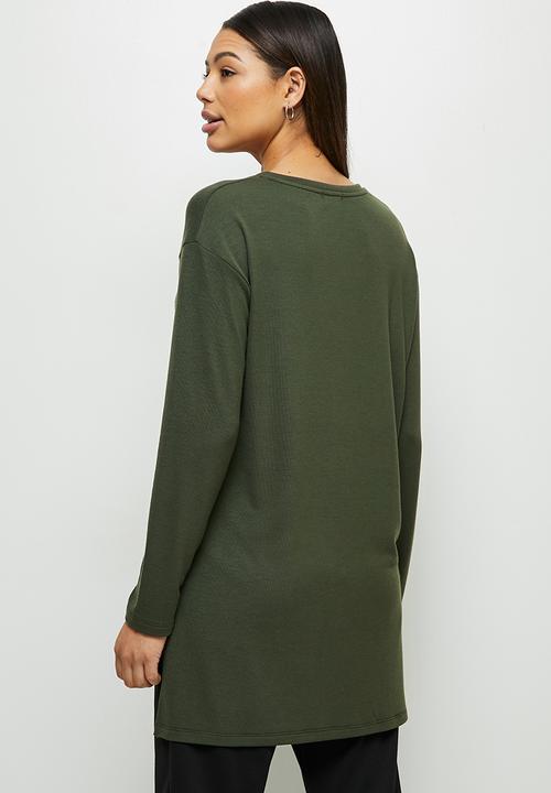 edit - Longline cut & sew top - khaki