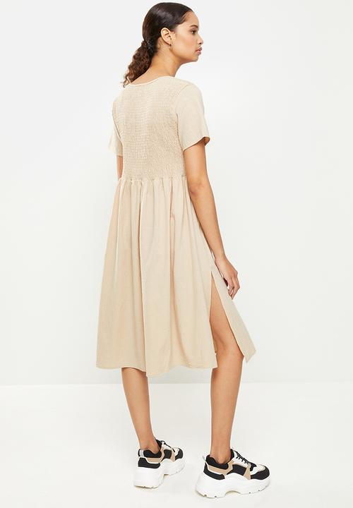 Glamorous - V-neck side split dress - stone