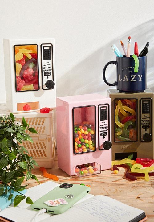 Typo - Mini vending machine - pale pink