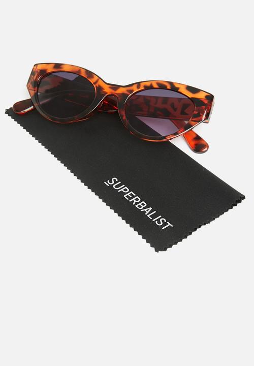 Superbalist - Alice cateye sunglasses - brown 