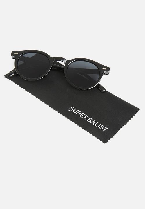 Superbalist - Carla round sunglasses - black
