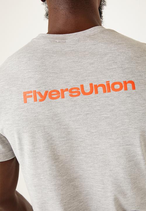 Flyersunion - Mens-regular tee with chest panel - grey melange