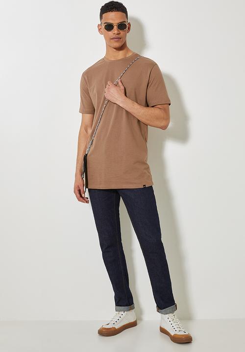 Superbalist - Nate crew neck tee - brown 