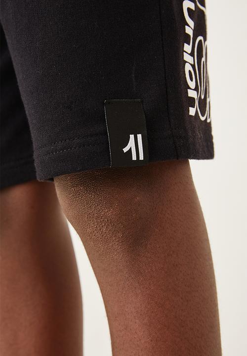 Flyersunion - Fleece knit short - black