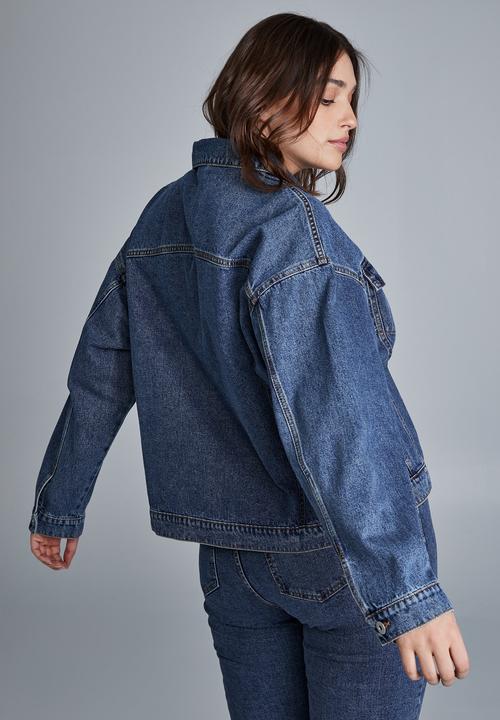 Cotton On - Curve 90s baggy denim jacket - coogee blue