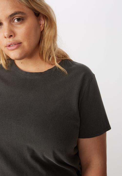 Cotton On - Curve the one crew tee - washed vintage black