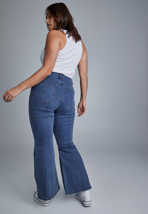 Cotton On - Curve denim stretch flare jean - nightfall blue