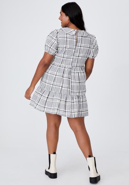 Cotton On - Curve alice collar mini dress -white & black 