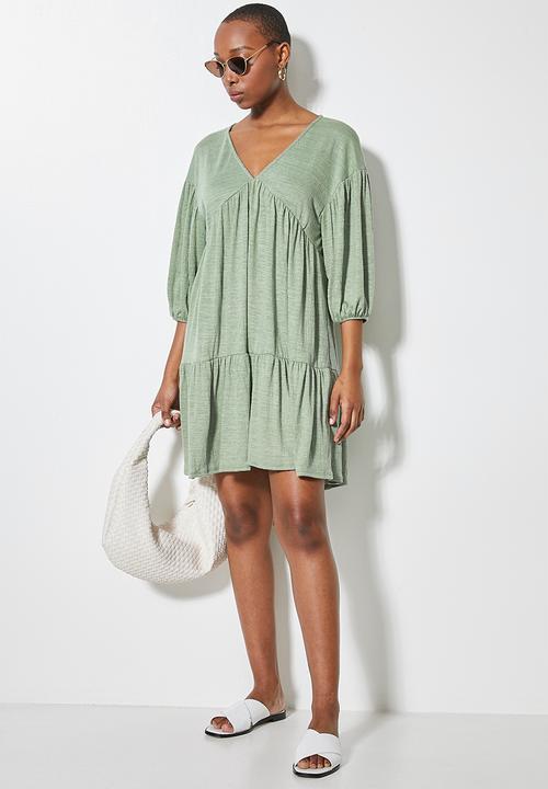 VELVET - Volume babydoll mini tiered dress - green 