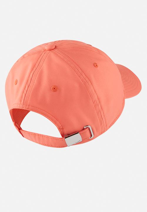 Nike - U nsw df h86 metal swoosh cap - magic ember