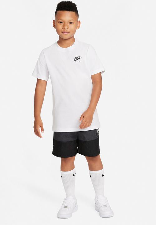 Nike - B nsw tee air c/s fa21 - white