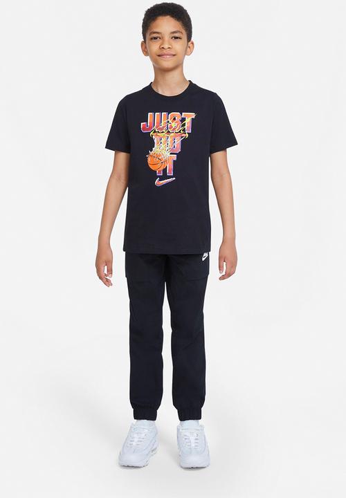 Nike - B nsw tee basketball gamer jdi - black