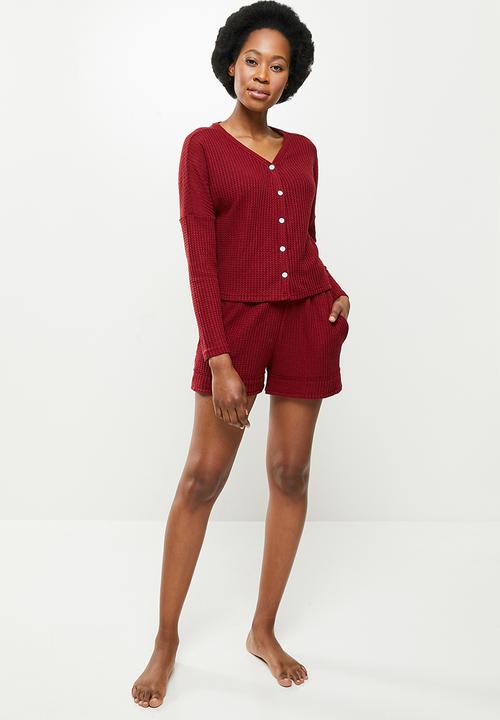 STYLE REPUBLIC - Waffle sleep top & shorts set - red