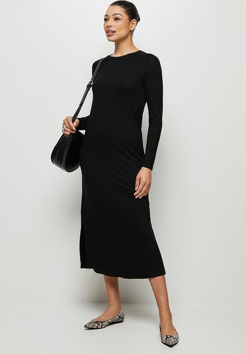 edit - Conscious long sleeve raglan slit midi - black